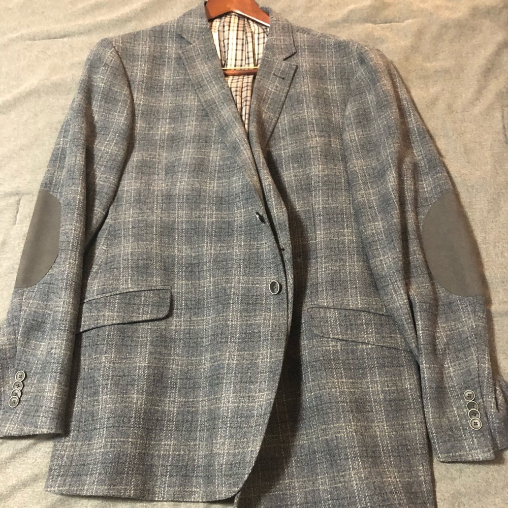 46L grey blazer